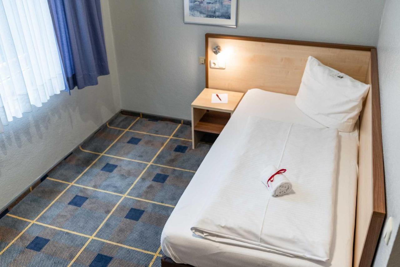 Astoria Easy Otel Essen Dış mekan fotoğraf