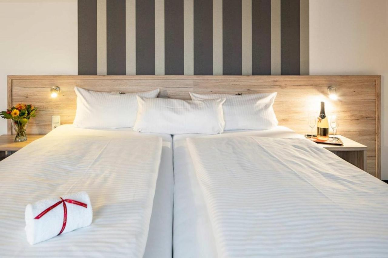 Astoria Easy Otel Essen Dış mekan fotoğraf